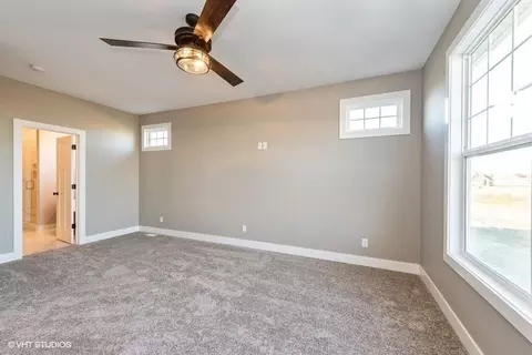 544 Sequoia Ct, Chesterton, IN 46304 photo 12