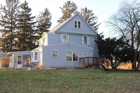 1027 E 137th Ave, Crown Point, IN 46307 photo 2