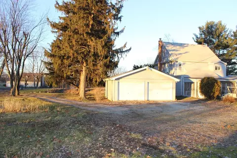 1027 E 137th Ave, Crown Point, IN 46307 photo 4