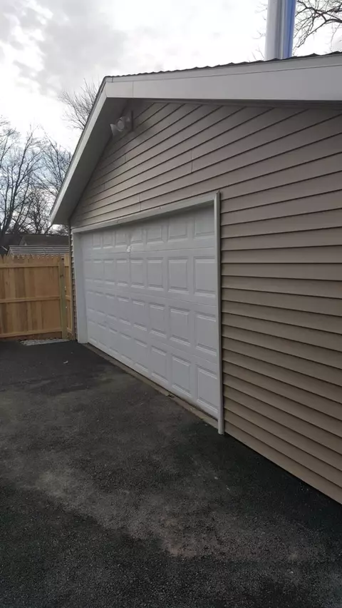 12724 Whitcomb St, Crown Point, IN 46307 photo 5