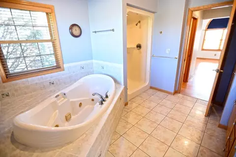 4920 E 107th Ct, Crown Point, IN 46307 photo 16