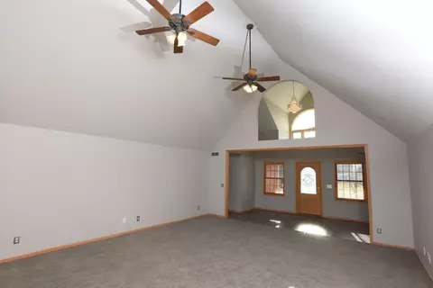 4920 E 107th Ct, Crown Point, IN 46307 photo 6