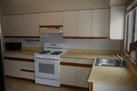 5070 Sandy Beach Dr #A, Crown Point, IN 46307 photo 2