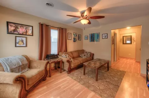 135 N Wright St, Griffith, IN 46319 photo 4