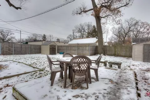 135 N Wright St, Griffith, IN 46319 photo 9