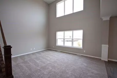 2556 Kerry Dr, Valparaiso, IN 46385 photo 3