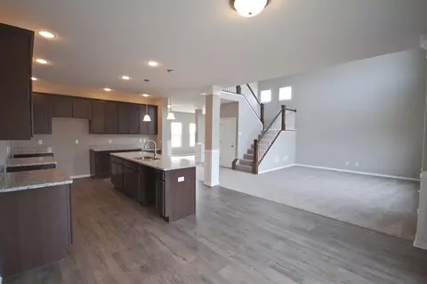 2556 Kerry Dr, Valparaiso, IN 46385 photo 6