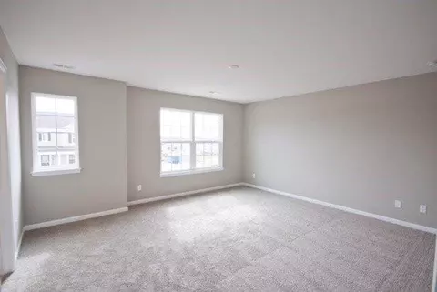 2556 Kerry Dr, Valparaiso, IN 46385 photo 12