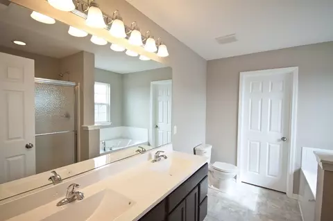 2556 Kerry Dr, Valparaiso, IN 46385 photo 15