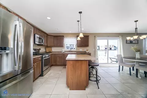 10884 Hillcrest Ln, Dyer, IN 46311 photo 9