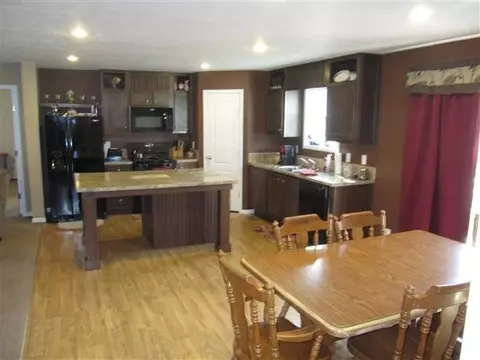 10974 N 593, De Motte, IN 46310 photo 8