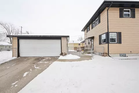 7915 Harrison Ave, Munster, IN 46321 photo 14