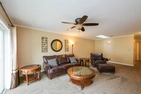 11303 Kelly Dr, Saint John, IN 46373 photo 2