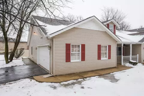 11303 Kelly Dr, Saint John, IN 46373 photo 1