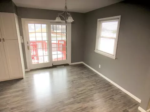 742 Oday Dr, Griffith, IN 46319 photo 5