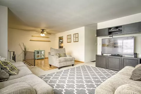 1207 N Jay St, Griffith, IN 46319 photo 8