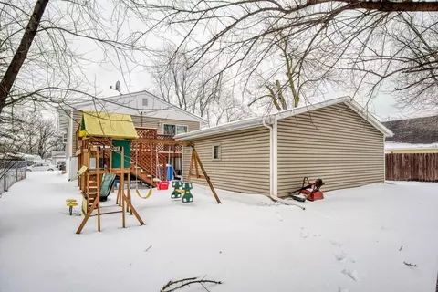 1207 N Jay St, Griffith, IN 46319 photo 3