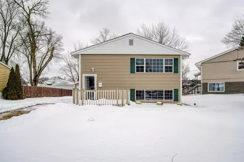1207 N Jay St, Griffith, IN 46319 photo 2