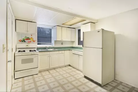 269 N Hamilton St, Gary, IN 46403 photo 5