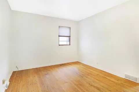 269 N Hamilton St, Gary, IN 46403 photo 10