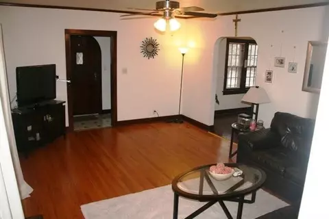 239 E South St, Crown Point, IN 46307 photo 3