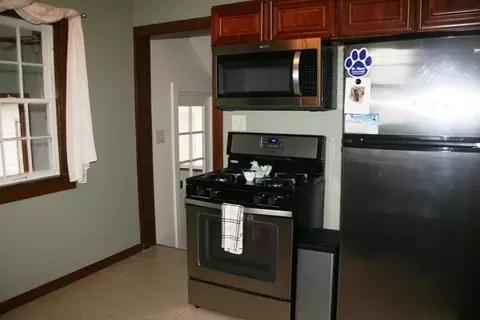 239 E South St, Crown Point, IN 46307 photo 5