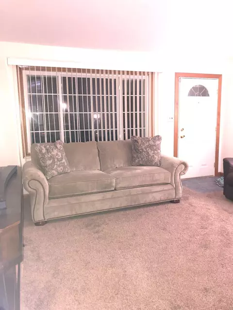 1006 E Oak St, Griffith, IN 46319 photo 4
