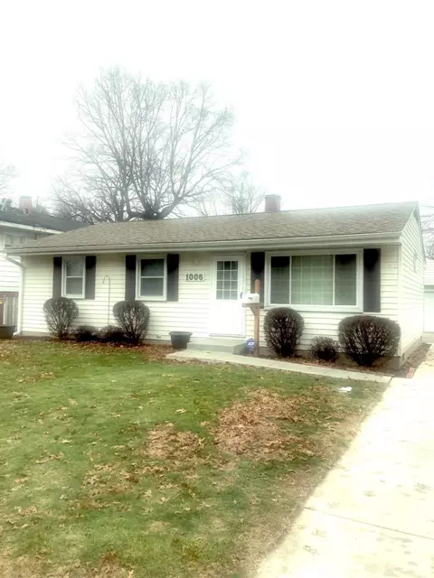 1006 E Oak St, Griffith, IN 46319 photo 2