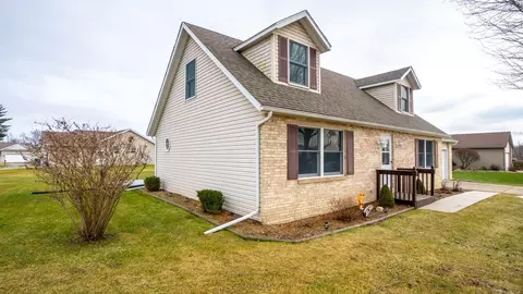 12341 Brookside Dr, Crown Point, IN 46307 photo 2