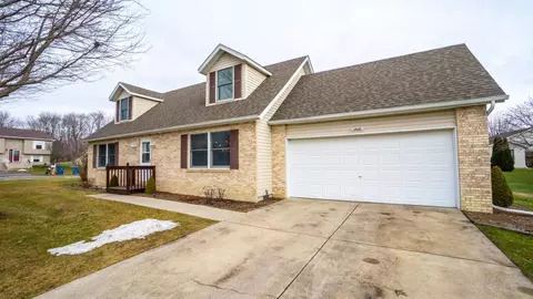 12341 Brookside Dr, Crown Point, IN 46307 photo 1