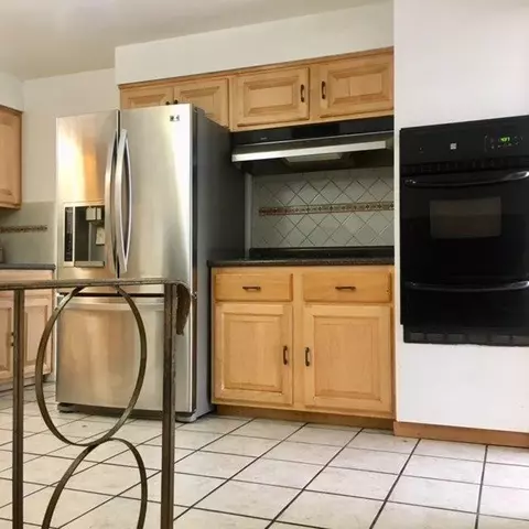 8321 Hickory Ave, Gary, IN 46403 photo 2