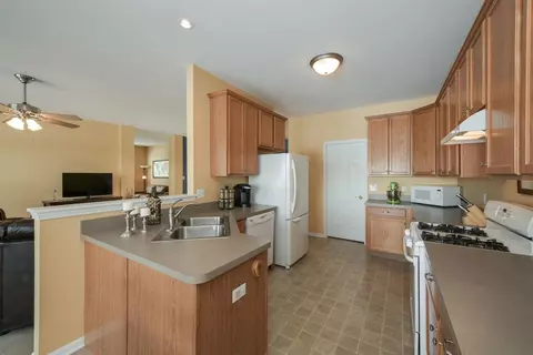 965 Rockwell Ln, Dyer, IN 46311 photo 3