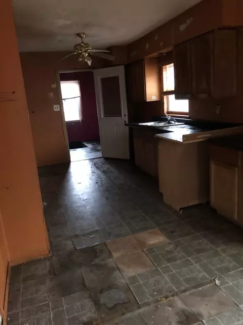 2854 King St, Gary, IN 46406 photo 8