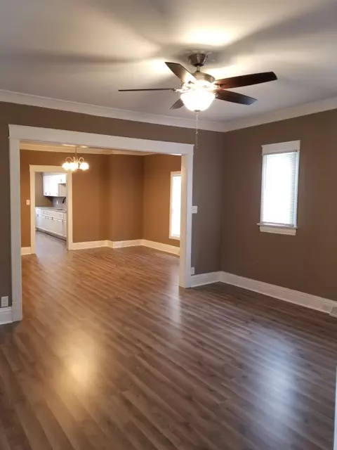 925 Bauer St, Hammond, IN 46320 photo 2
