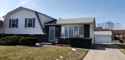 552 Pierce Ave, Dyer, IN 46311 photo 2