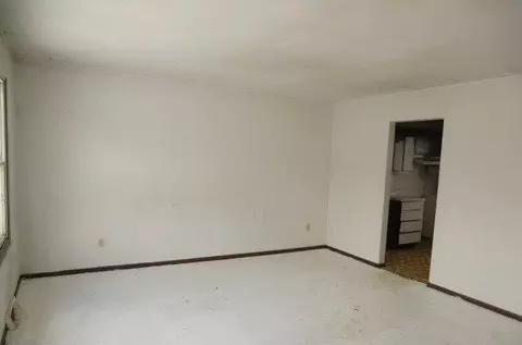 506 E Clark St, Crown Point, IN 46307 photo 4