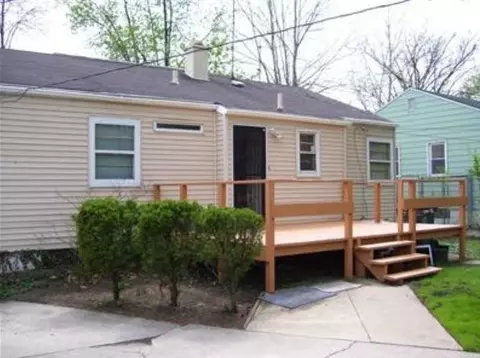 4206 E 11th Pl, Gary, IN 46403 photo 2