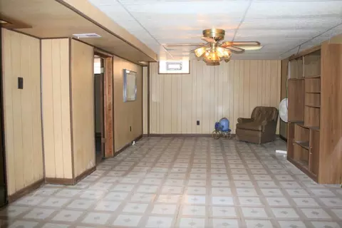 4206 E 11th Pl, Gary, IN 46403 photo 13