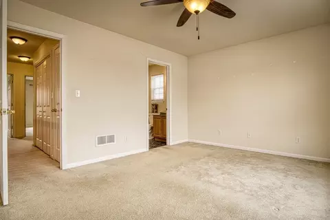1233 Fox Hollow Dr, Porter, IN 46304 photo 10