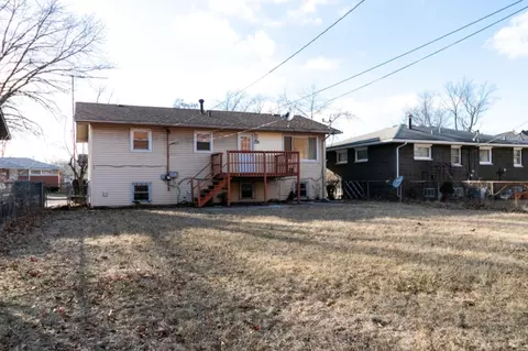 1557 Porter St, Gary, IN 46406 photo 3