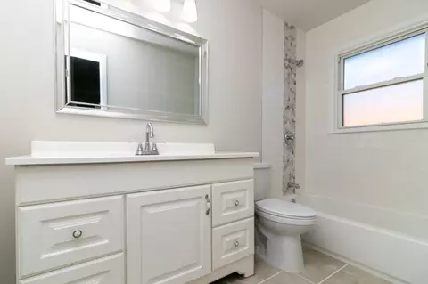 1557 Porter St, Gary, IN 46406 photo 15