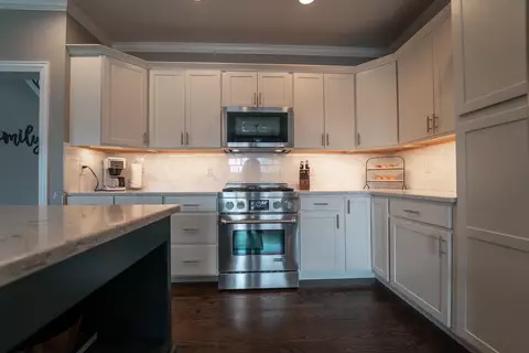 141 Ridgeview Dr, Valparaiso, IN 46385 photo 9