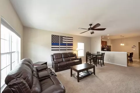 12716 Ellsworth St, Crown Point, IN 46307 photo 2