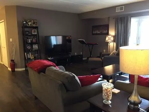 8445 Manor Ave #304, Munster, IN 46321 photo 8