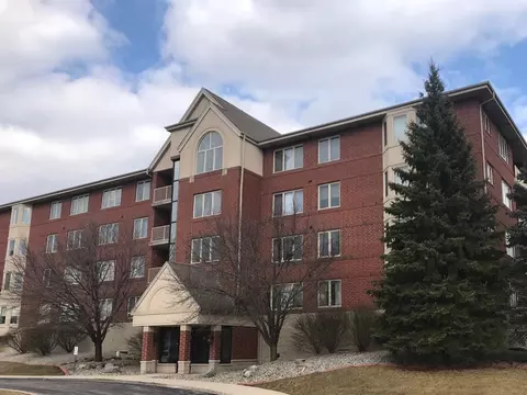8445 Manor Ave #304, Munster, IN 46321 photo 1