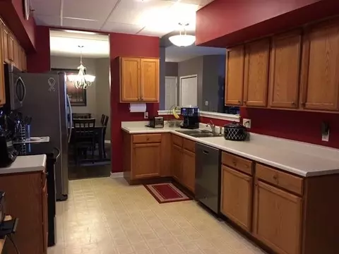 8445 Manor Ave #304, Munster, IN 46321 photo 2
