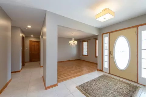 511 Austgen Pl, Dyer, IN 46311 photo 3