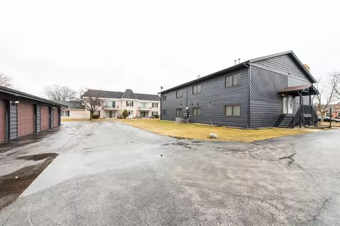 1359 Brookside Dr #A2, Munster, IN 46321 photo 10
