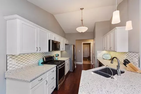10420 Red Rock Pl, Dyer, IN 46311 photo 5