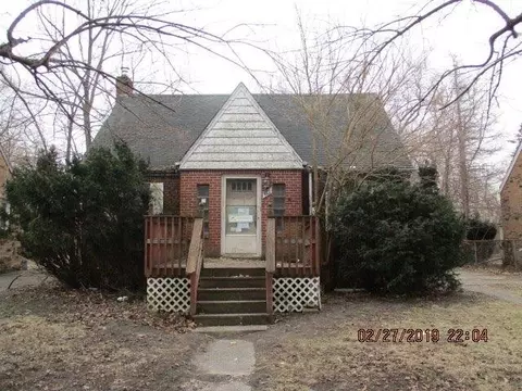 917 E 44th Pl, Gary, IN 46409 photo 1